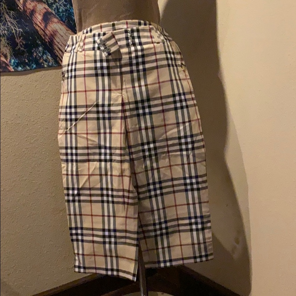 Burberry capris